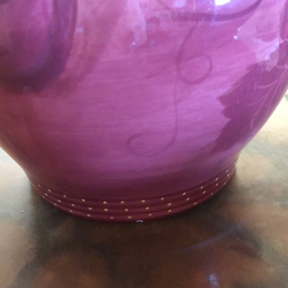 DONATED Pier 1 One Hand Painted Large Burgundy Grapes Cookie Jar/Canister w/Lid - Picture 5 of 9